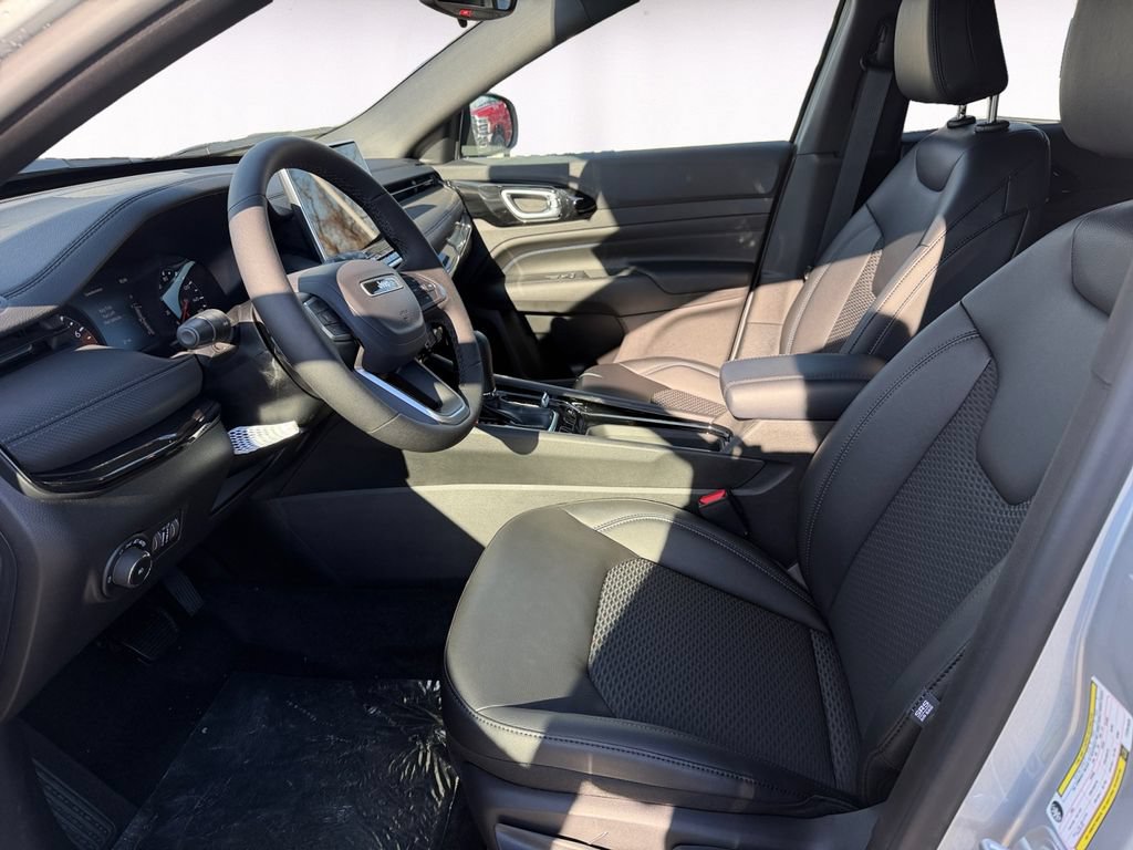 New 2026 Jeep Compass Latitude AWD/4WD image 9