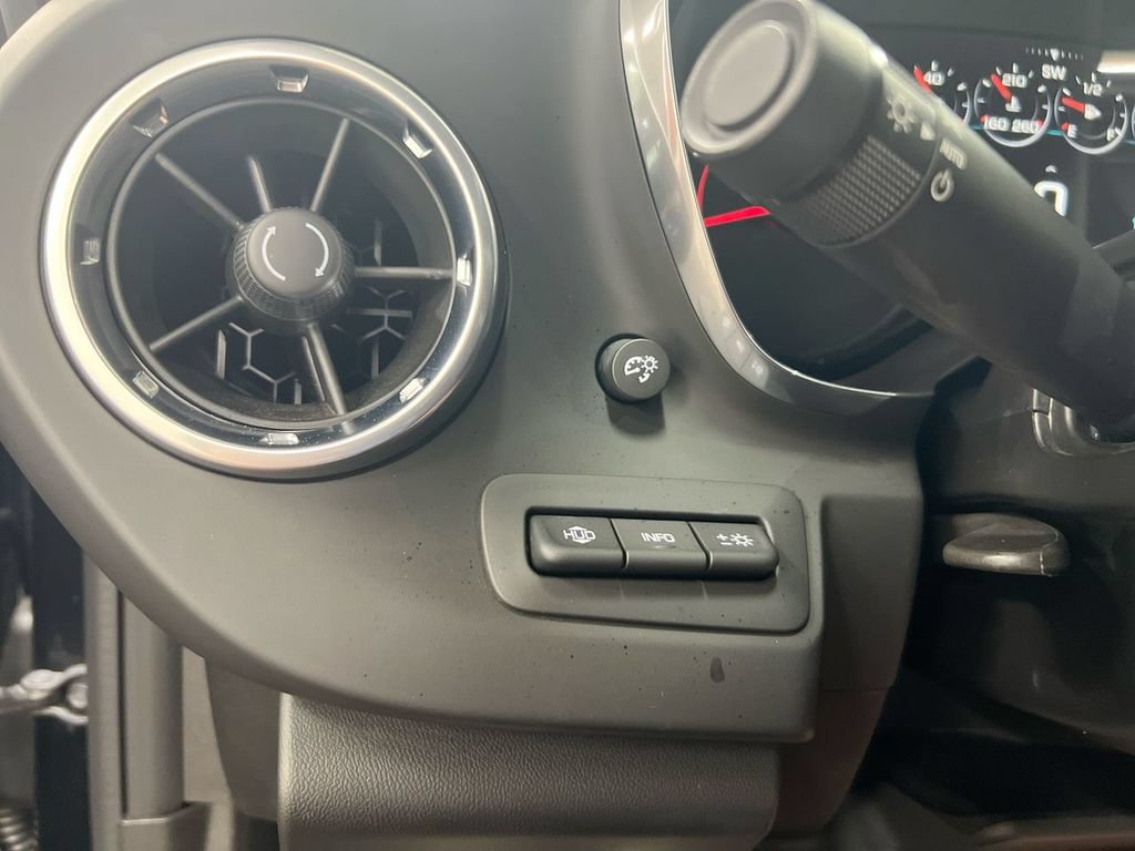 Used 2017 Chevrolet Camaro SS RWD image 18