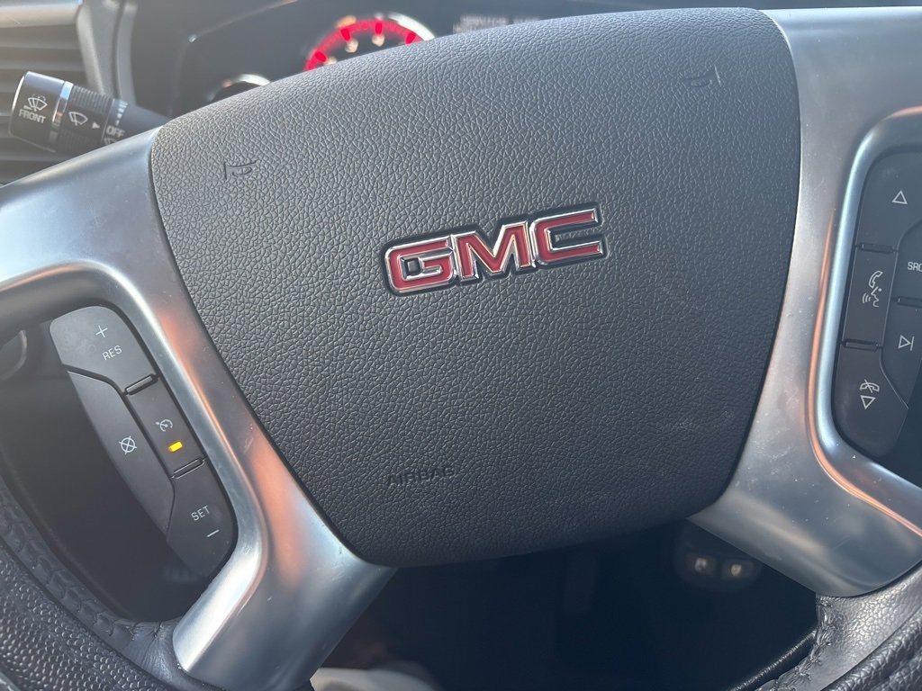 Used 2016 GMC Acadia SLE image 9