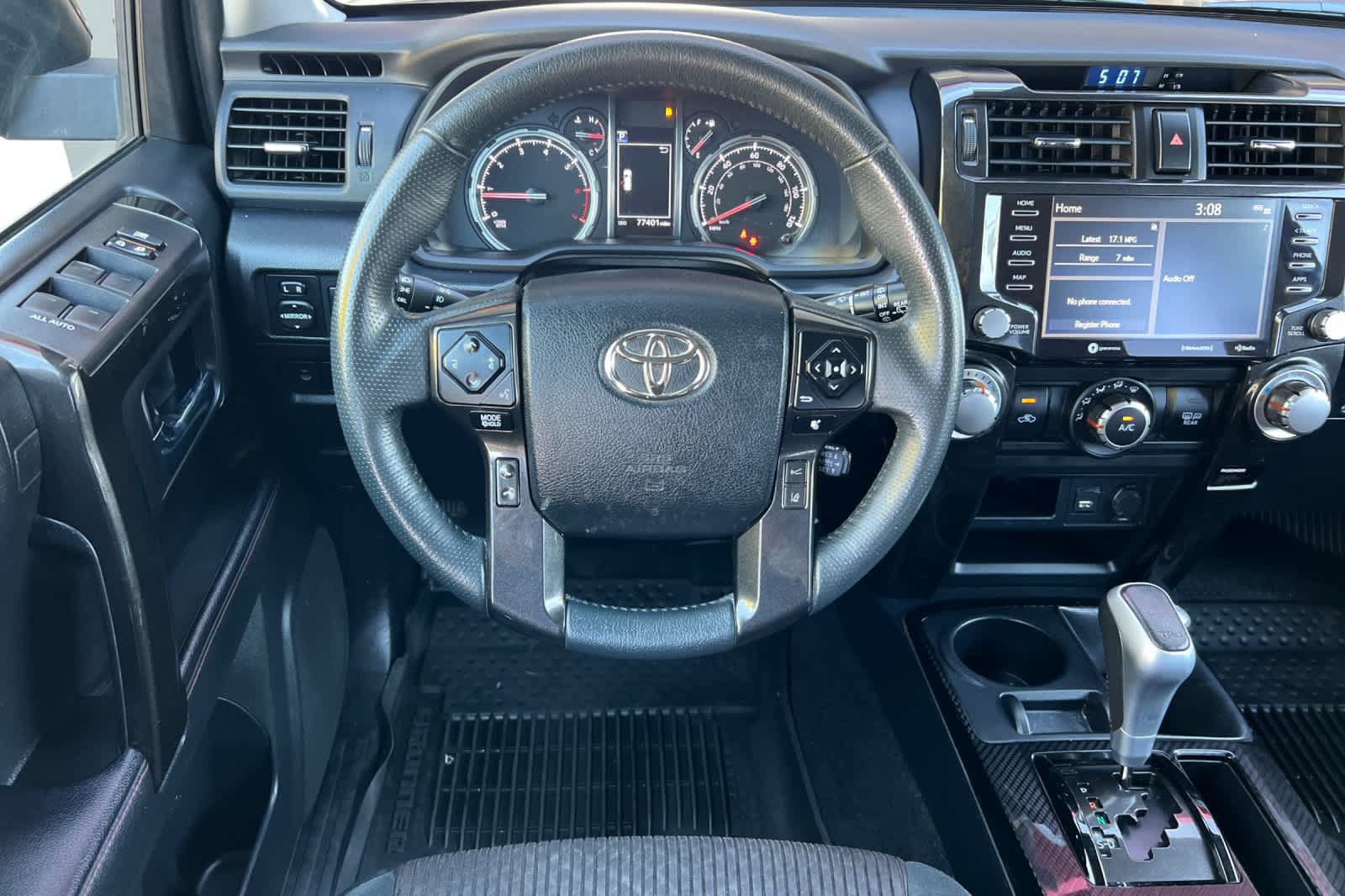Used 2020 Toyota 4Runner TRD Off-Road AWD/4WD image 15