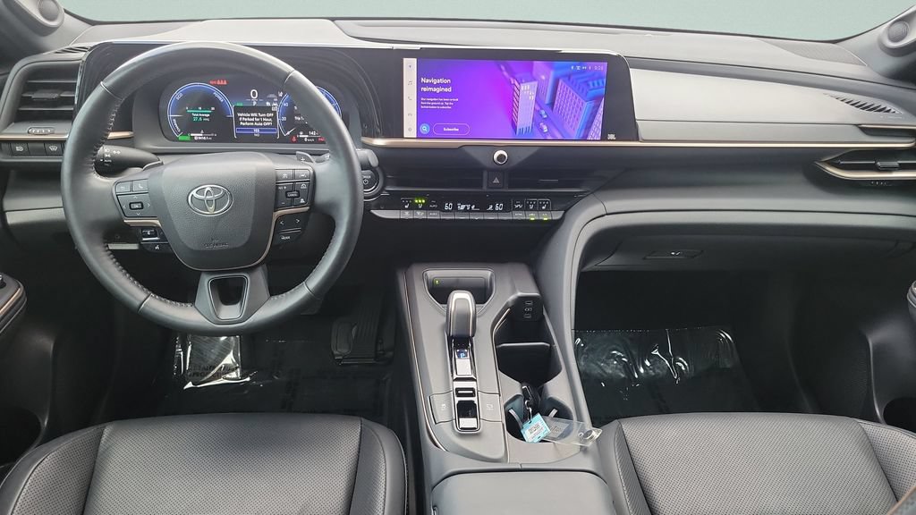 Certified 2023 Toyota Crown Platinum AWD/4WD image 11