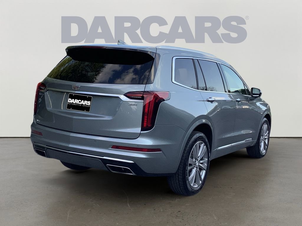 Used 2023 Cadillac XT6 Premium Luxury image 7