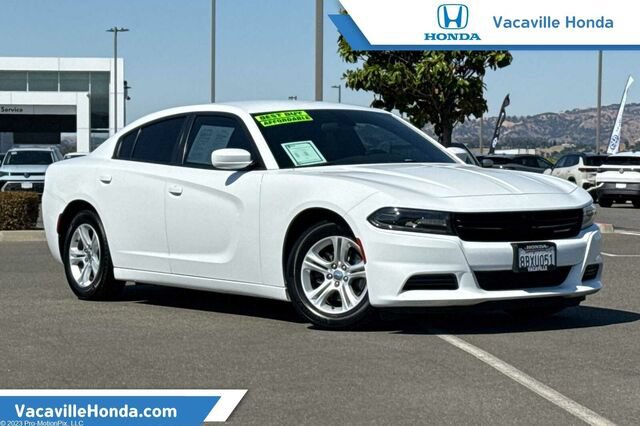 Used 2018 Dodge Charger SXT
