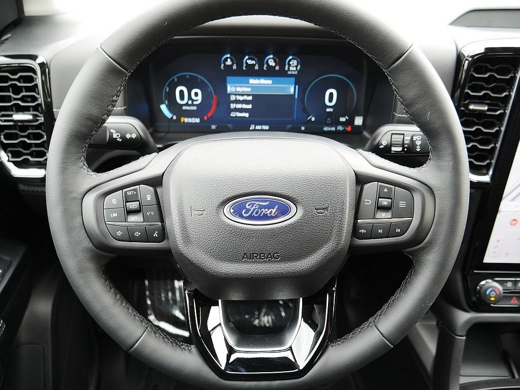 New 2026 Ford Ranger Lariat w/ FX4 Off-Road Package AWD/4WD image 19