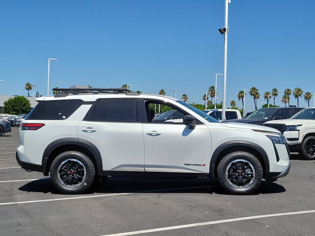 New 2026 Nissan Pathfinder Rock Creek w/ Rock Creek Premium Package AWD/4WD image 24