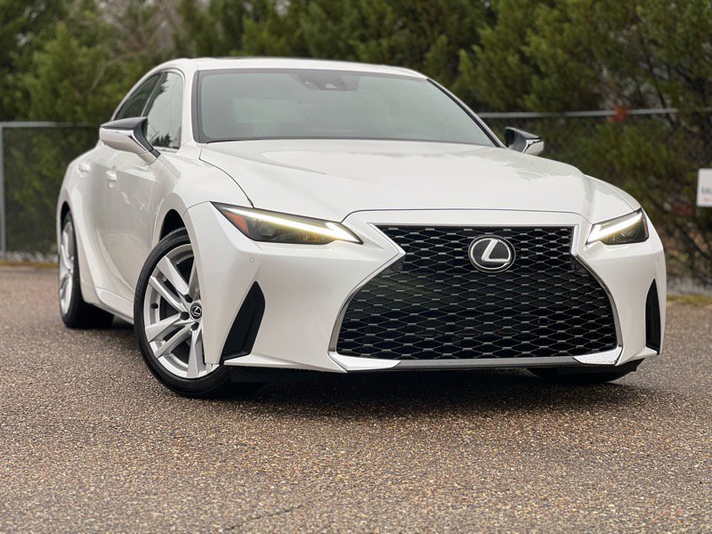 Used 2025 Lexus IS 300 w/ Comfort Package image 71