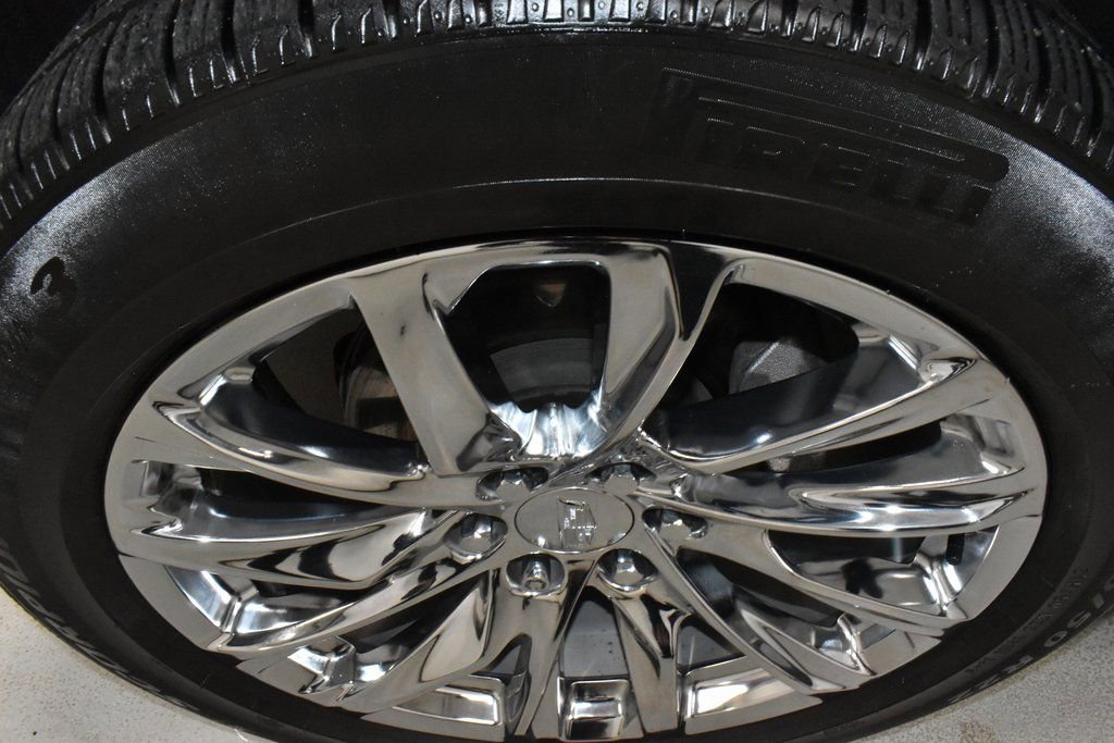 Used 2021 Cadillac Escalade Premium Luxury w/ LPO, Radiant Package image 9