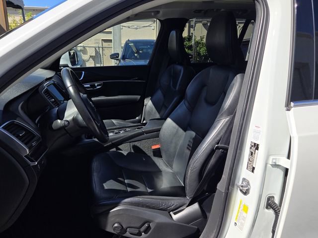 Used 2019 Volvo XC90 T5 Momentum w/ Protection Package Premier FWD image 12