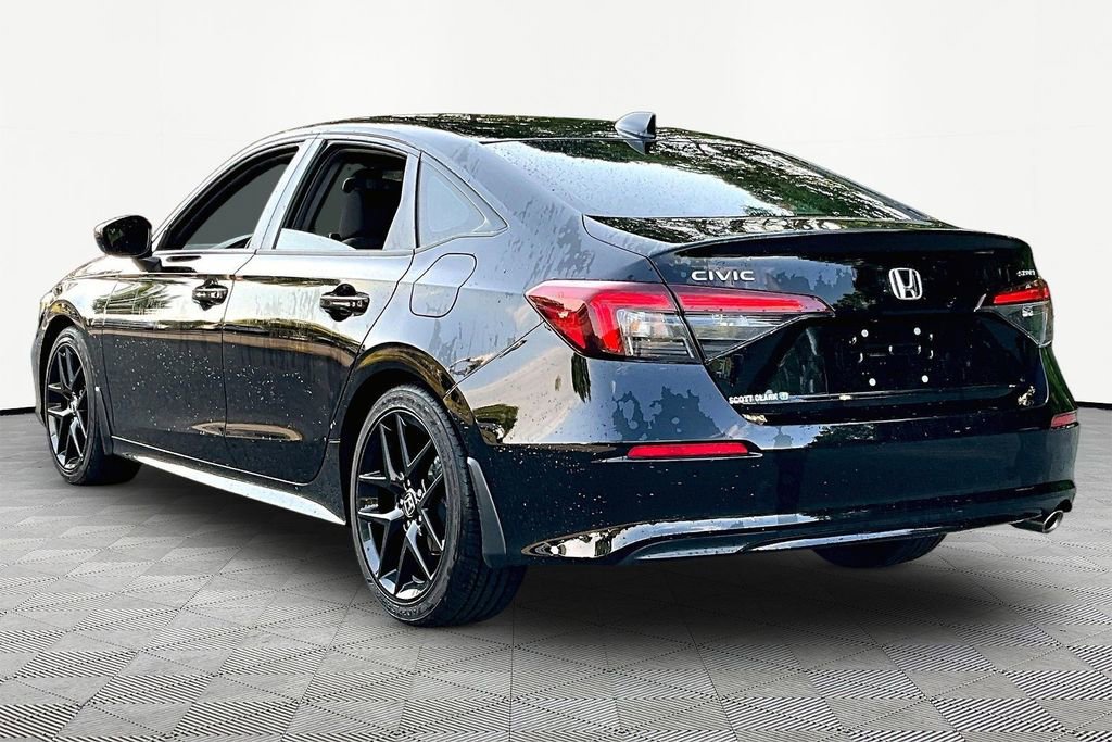 Used 2025 Honda Civic Sport image 4