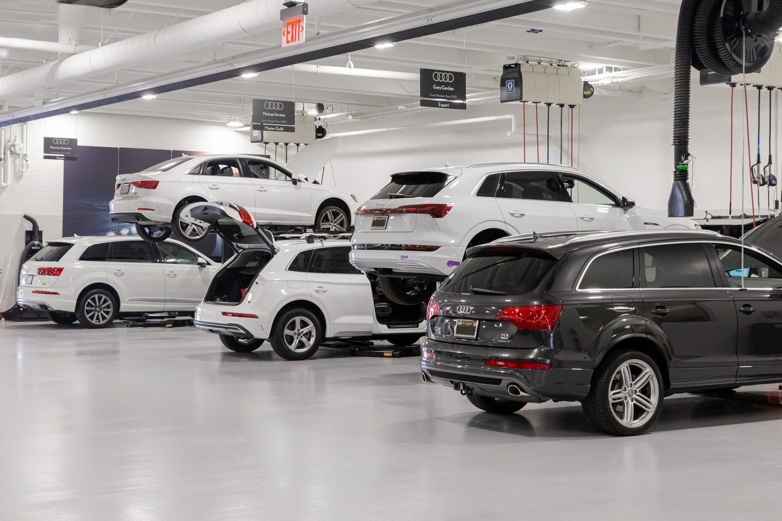 New 2027 Audi SQ6 e-tron Premium Plus AWD/4WD image 20