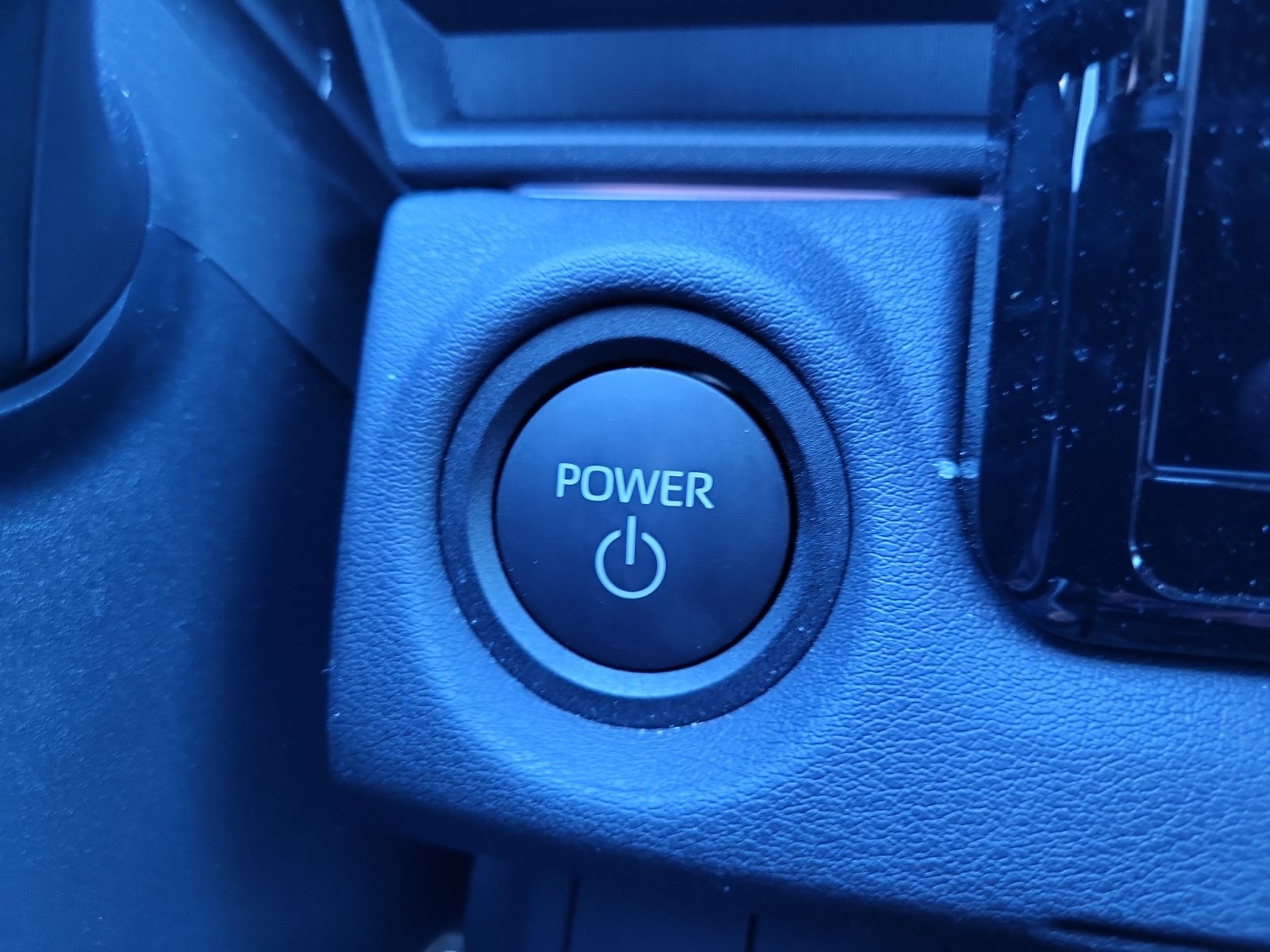 Certified 2026 Toyota bZ AWD/4WD image 31