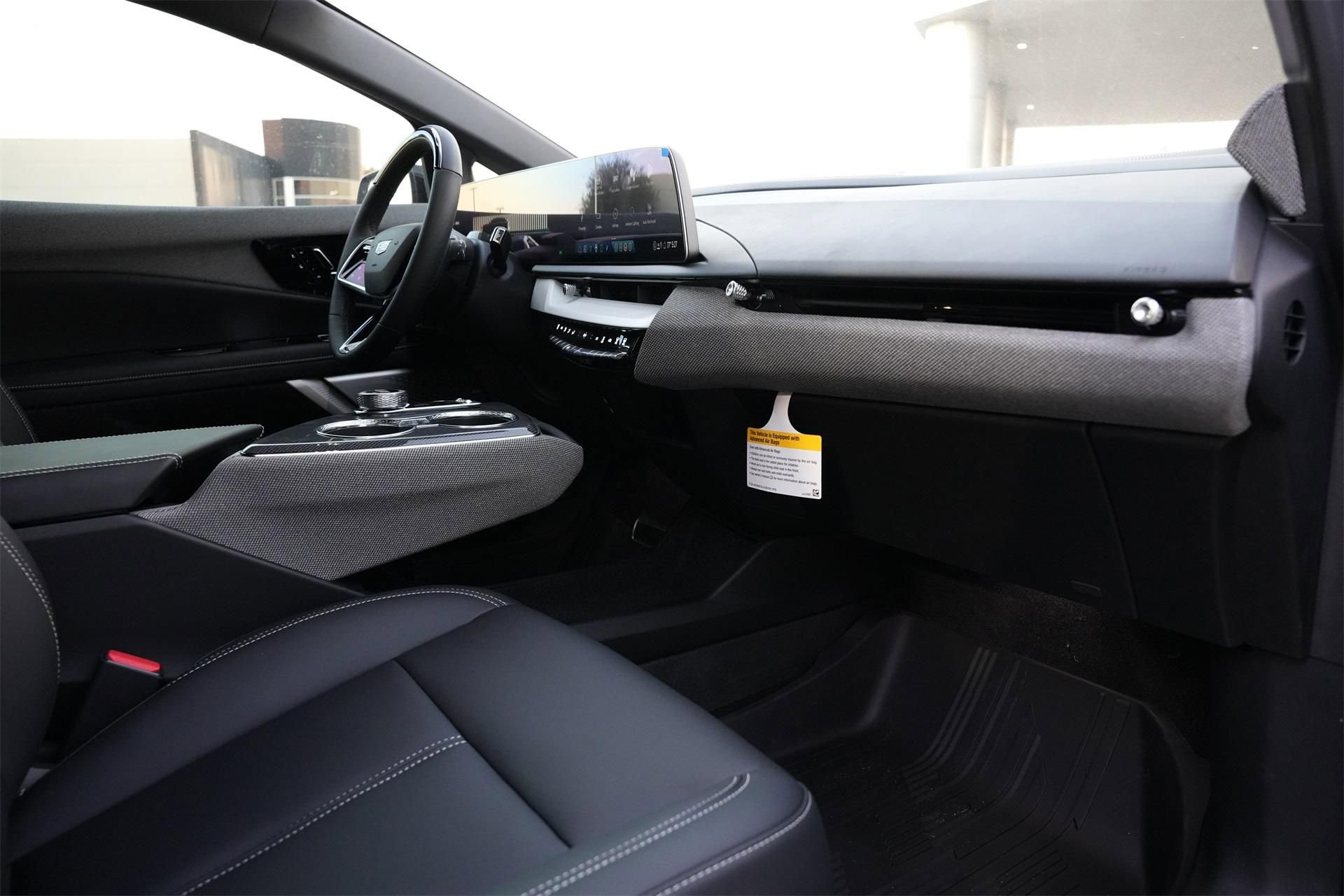 New 2026 Cadillac Optiq Luxury 1 w/ LPO, Floor Liner Package image 22