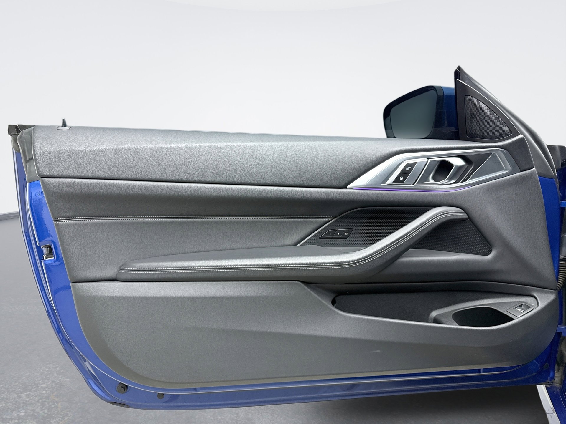 Used 2023 BMW 430i xDrive Coupe w/ M Sport Package image 9