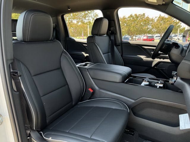 New 2026 Chevrolet Silverado EV LT w/ Plus Package AWD/4WD image 24