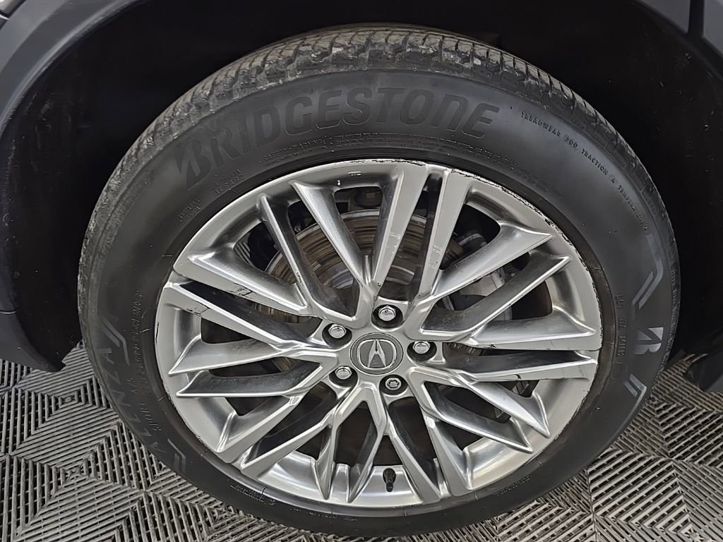 Used 2023 Acura MDX SH-AWD w/ Advance Package image 14