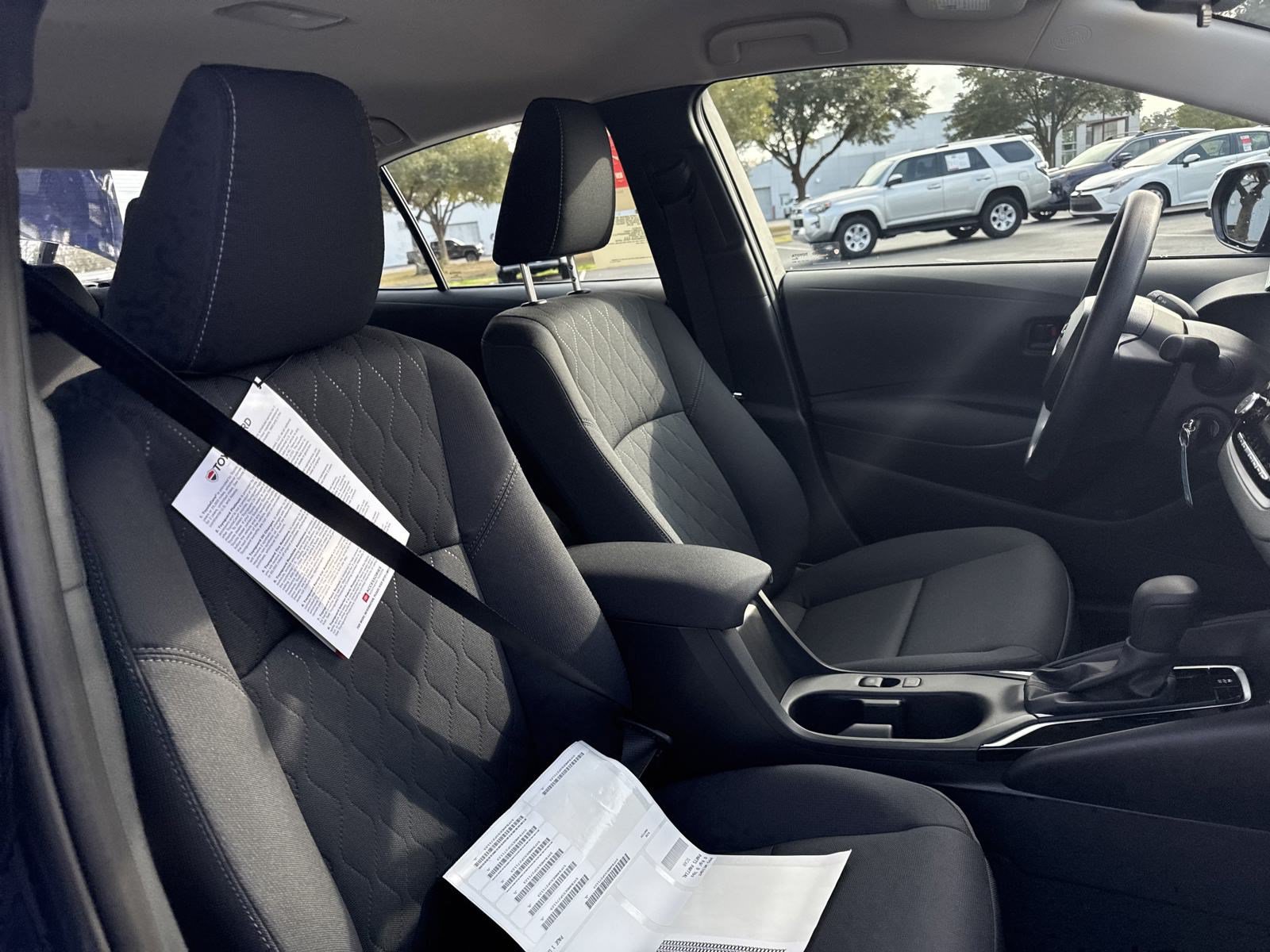 New 2025 Toyota Corolla LE FWD image 32