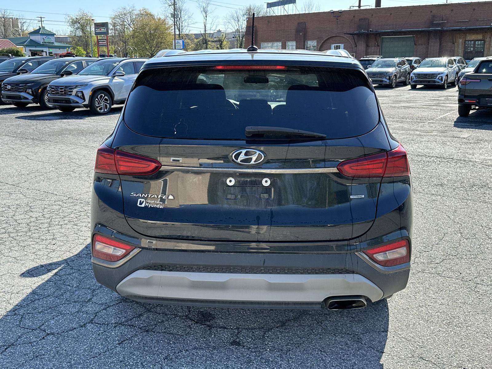 Used 2019 Hyundai Santa Fe SE AWD/4WD image 7