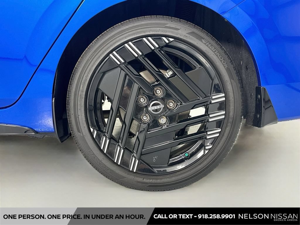New 2026 Nissan Sentra SR w/ SR Premium Package FWD image 31