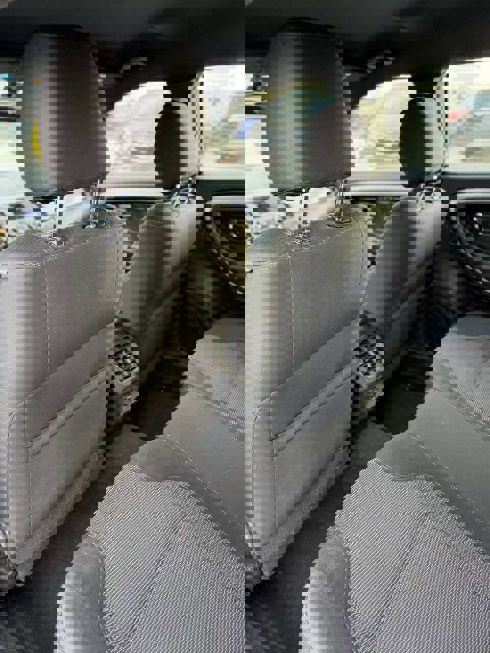 Used 2016 Ford Taurus SEL image 6