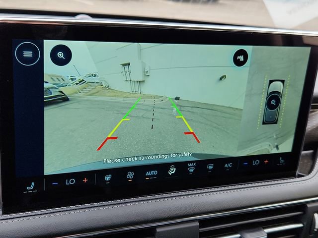 New 2025 Lincoln Corsair Reserve w/ Equipment Group 202A image 21