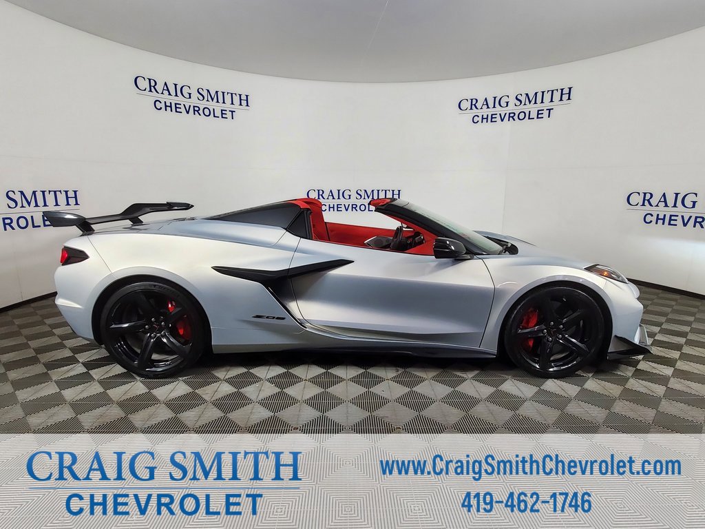 Used 2023 Chevrolet Corvette Z06 w/ Z07 Performance Package image 28