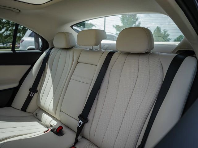 Certified 2024 Mercedes-Benz E 450 4MATIC Sedan image 31