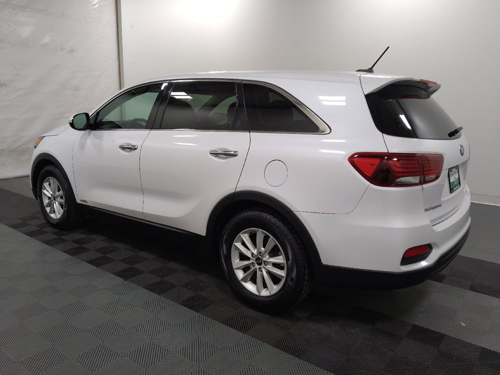 Used 2019 Kia Sorento AWD V6 image 3