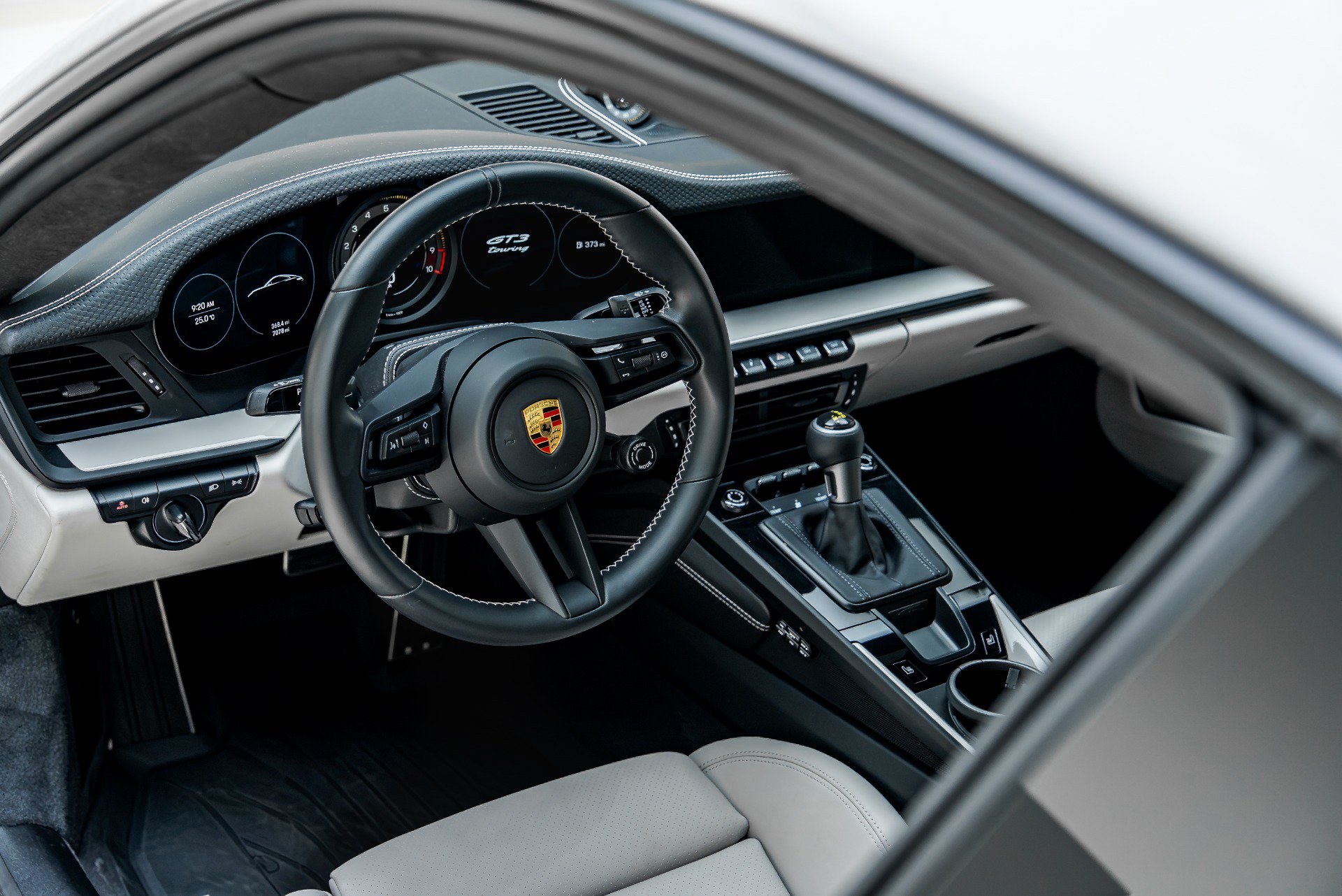 Used 2023 Porsche 911 GT3 RWD image 36