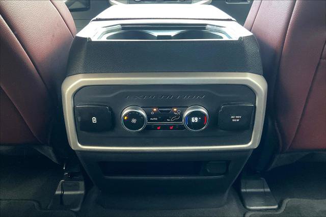 Used 2024 Ford Expedition Limited image 35