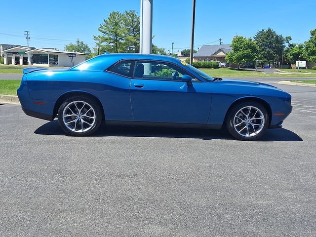 Used 2021 Dodge Challenger SXT w/ Plus Package RWD image 7
