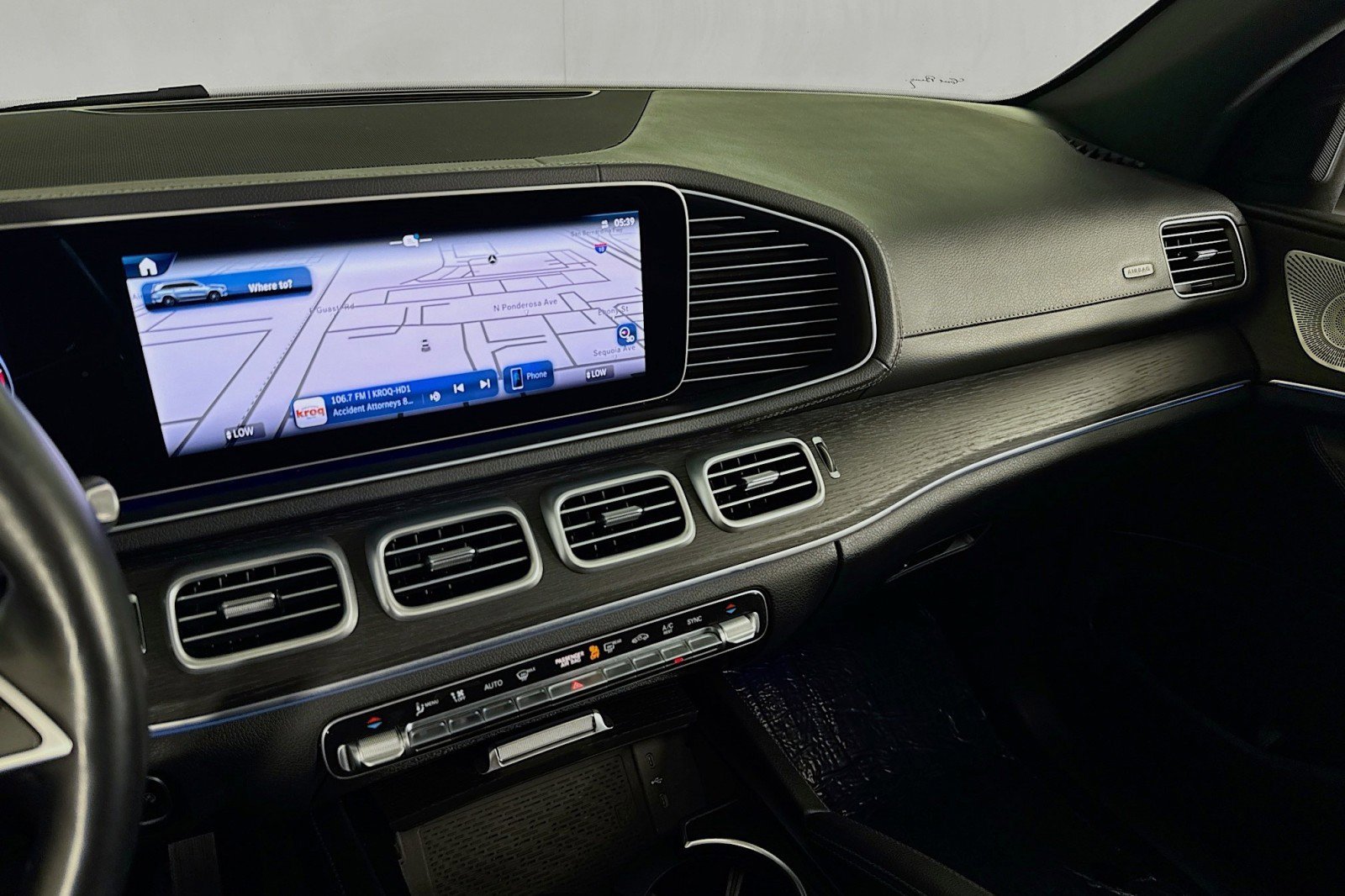 Certified 2024 Mercedes-Benz GLS 450 4MATIC image 21