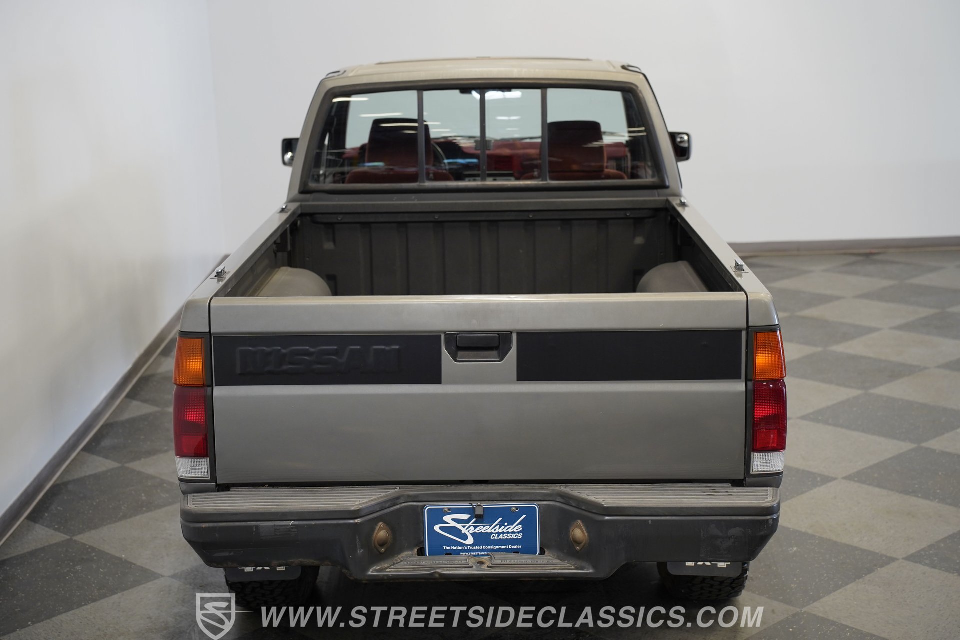 Used 1989 Nissan Pickup 4x4 King Cab V6 image 28