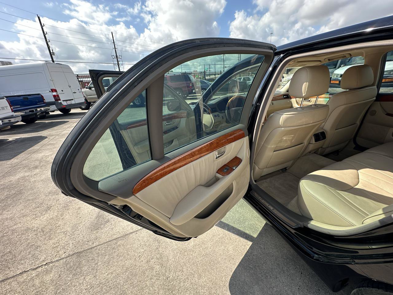 Used 2005 Lexus LS 430 RWD image 65