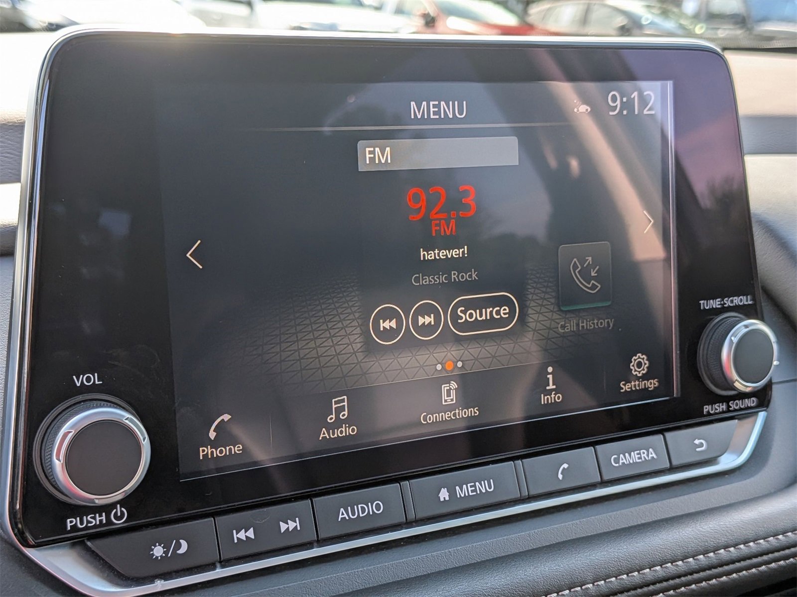 Used 2023 Nissan Rogue SL image 22