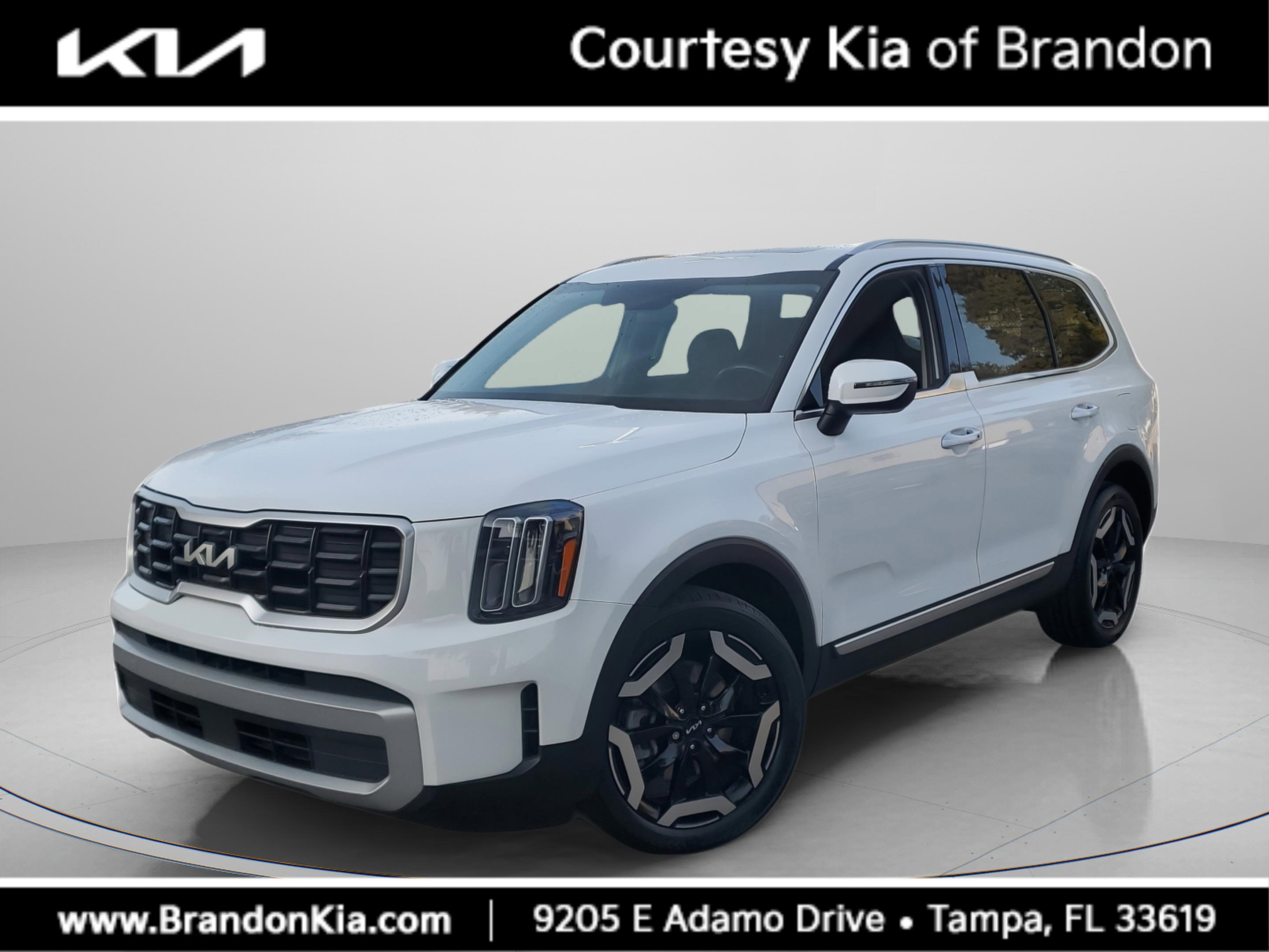 Used 2023 Kia Telluride S w/ S Sunroof Package