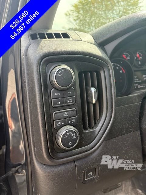 Used 2020 Chevrolet Silverado 1500 Custom w/ Custom Value Package AWD/4WD image 12