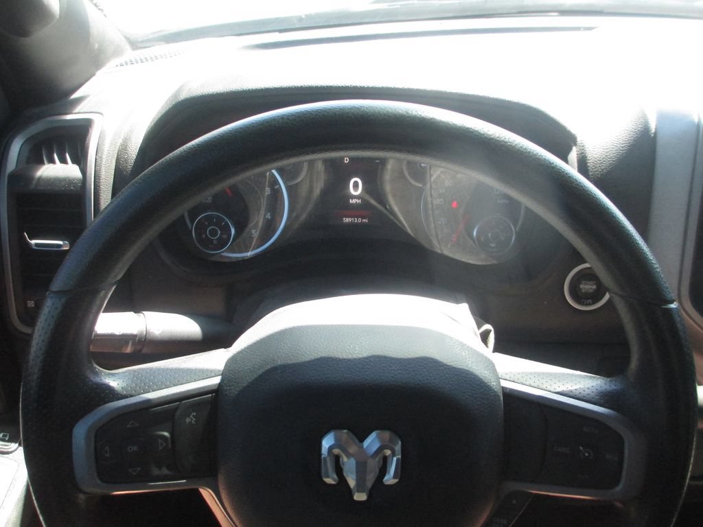 Used 2024 RAM 3500 Tradesman w/ Chrome Appearance Group AWD/4WD image 27