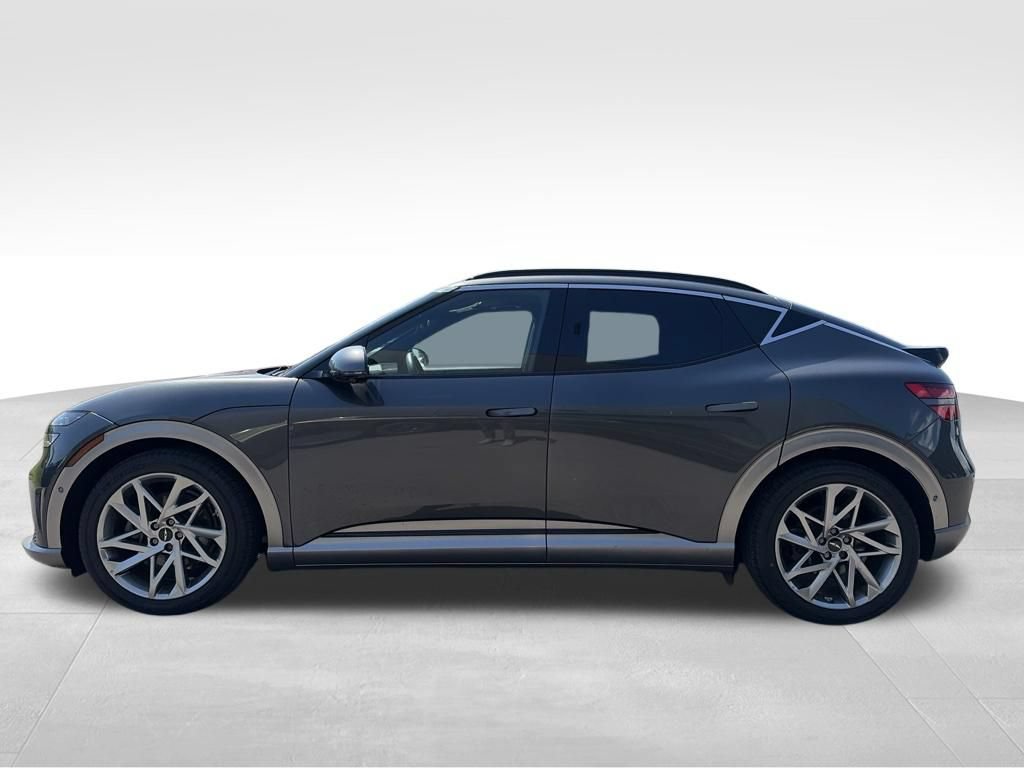 Used 2023 Genesis GV60 Advanced AWD/4WD image 10