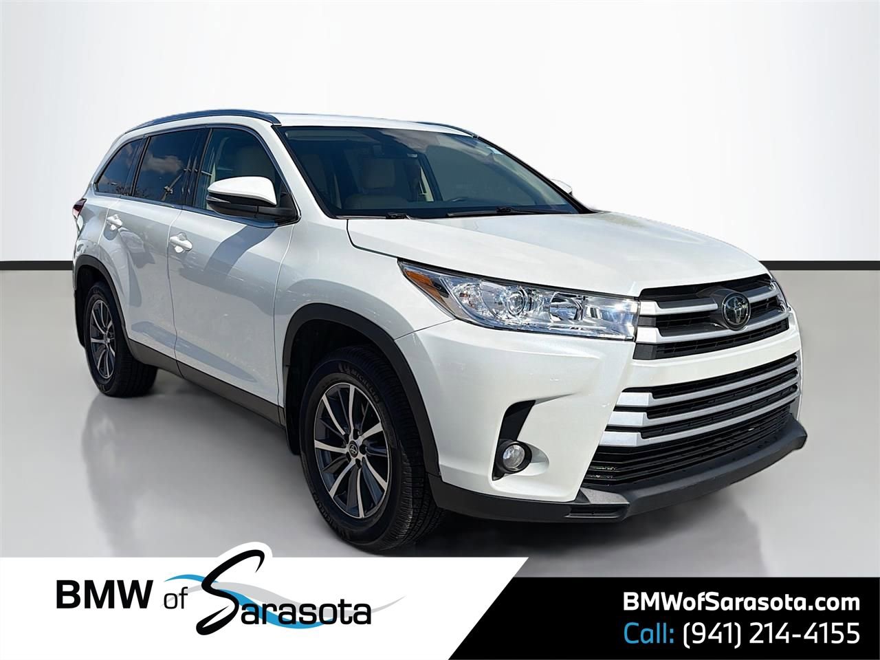 Used 2019 Toyota Highlander XLE image 1