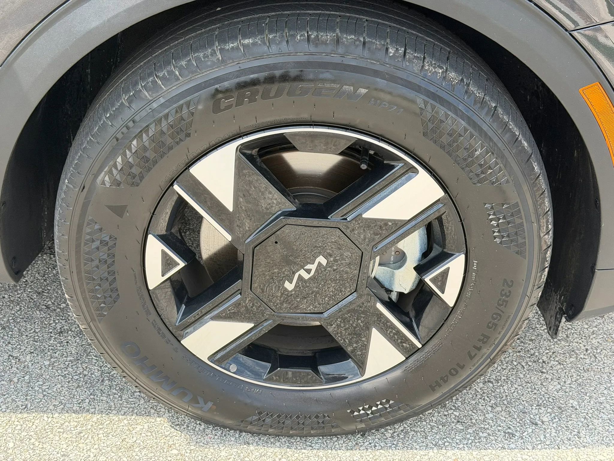 Used 2026 Kia Sportage LX FWD image 11