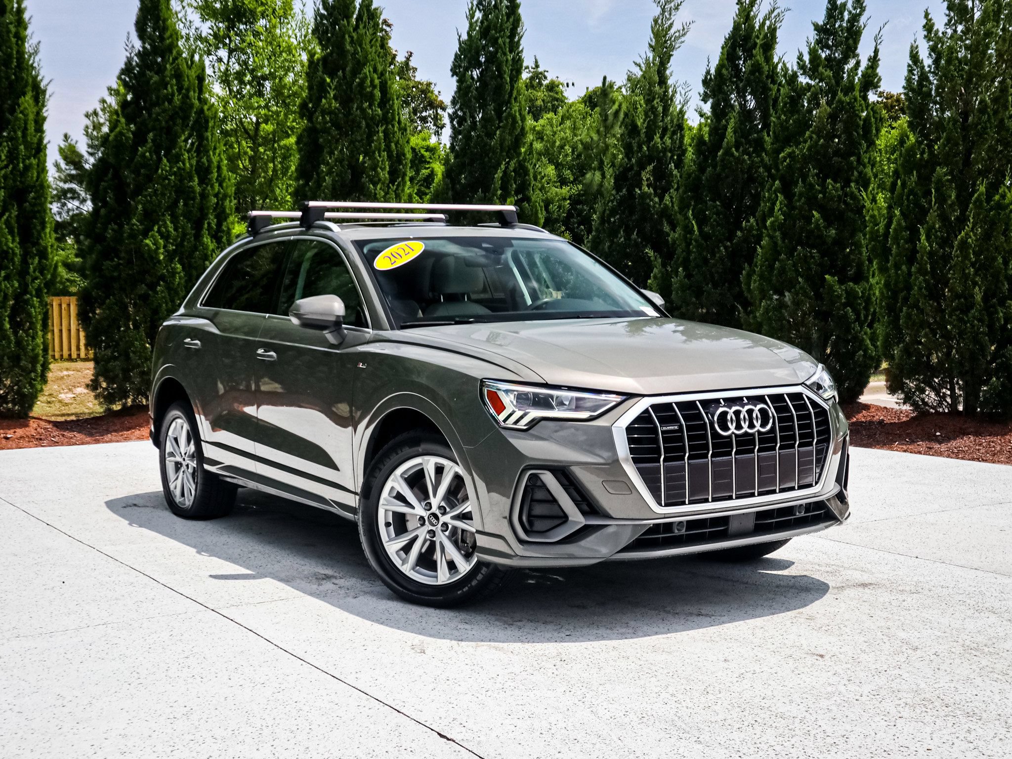 Used 2021 Audi Q3 2.0T Premium Plus w/ Premium Plus Package AWD/4WD video 2
