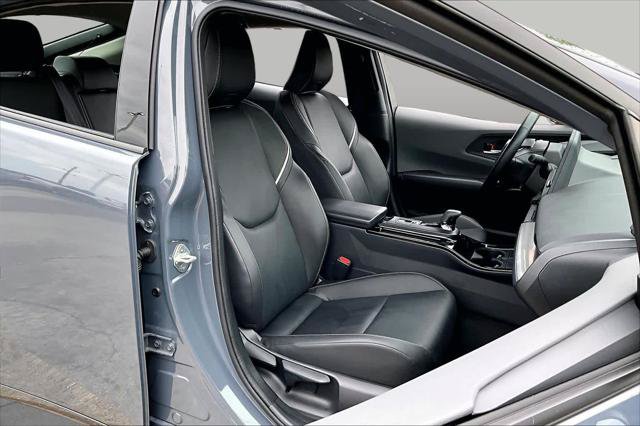 Certified 2025 Toyota Prius Limited w/ Limited Premium Package FWD image 9