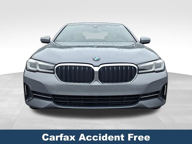 Used 2023 BMW 530i w/ Premium Package image 3