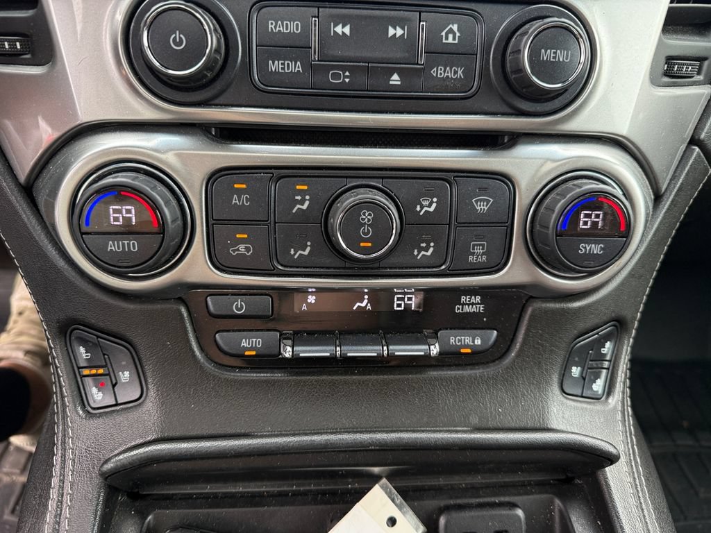 Used 2019 Chevrolet Tahoe Premier w/ Premier Plus Edition AWD/4WD image 31
