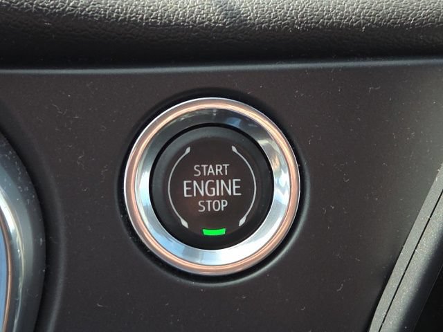 Used 2019 Chevrolet Blazer LT FWD image 25