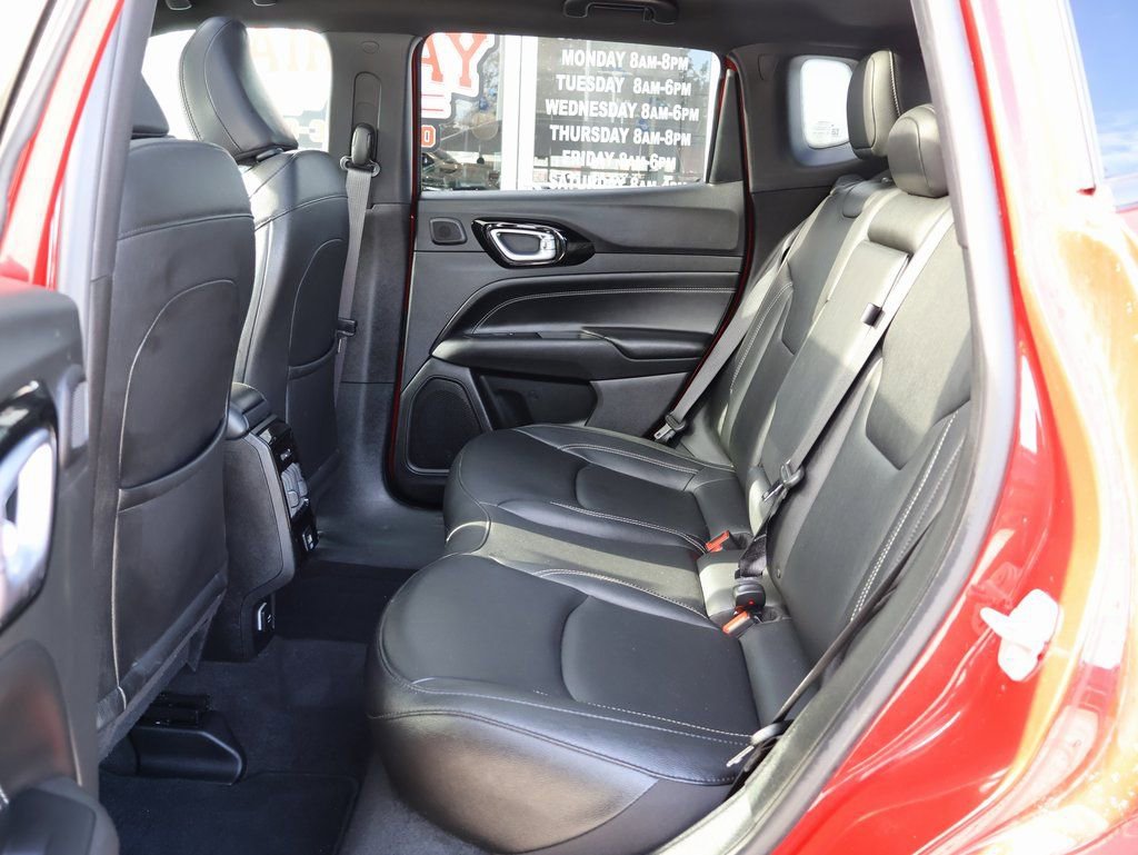 Used 2024 Jeep Compass Limited w/ High Altitude Package image 25