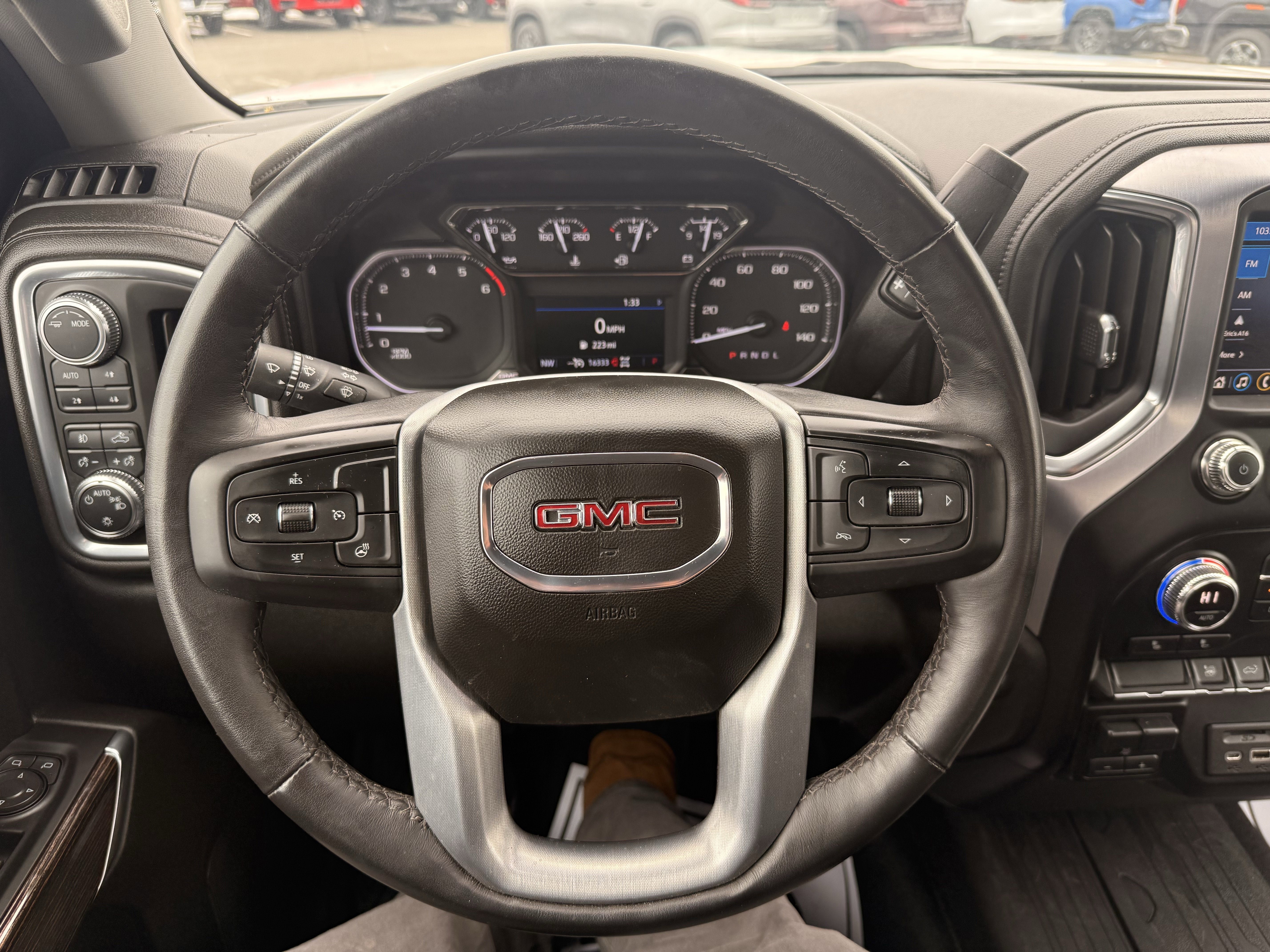 Used 2022 GMC Sierra 2500 SLE w/ SLE Convenience Package image 14