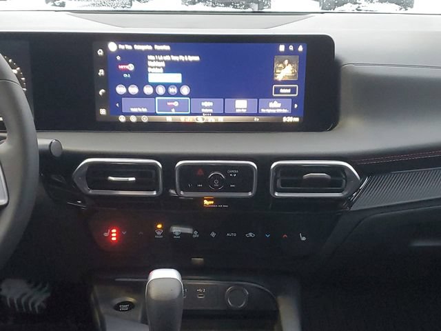 New 2026 Nissan Sentra SR w/ SR Premium Package FWD image 28