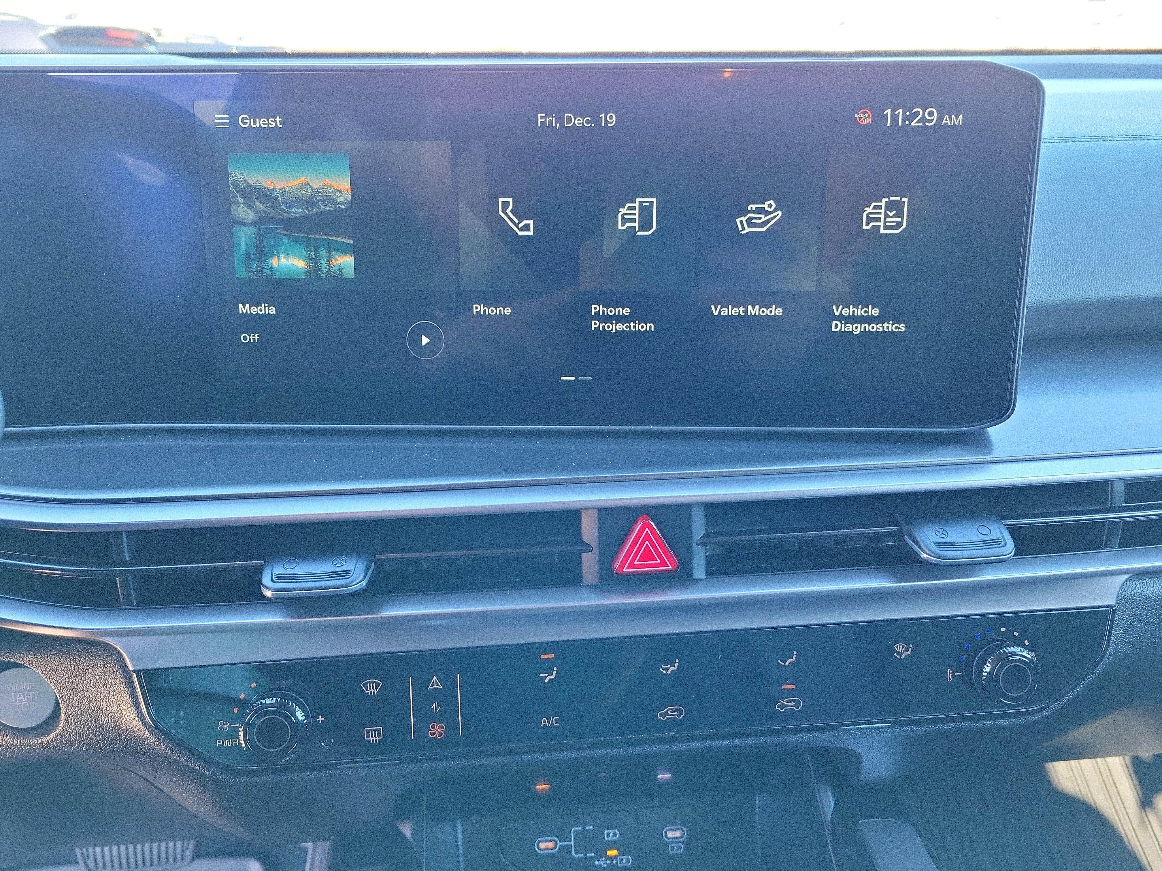 New 2026 Kia Sorento LX image 9