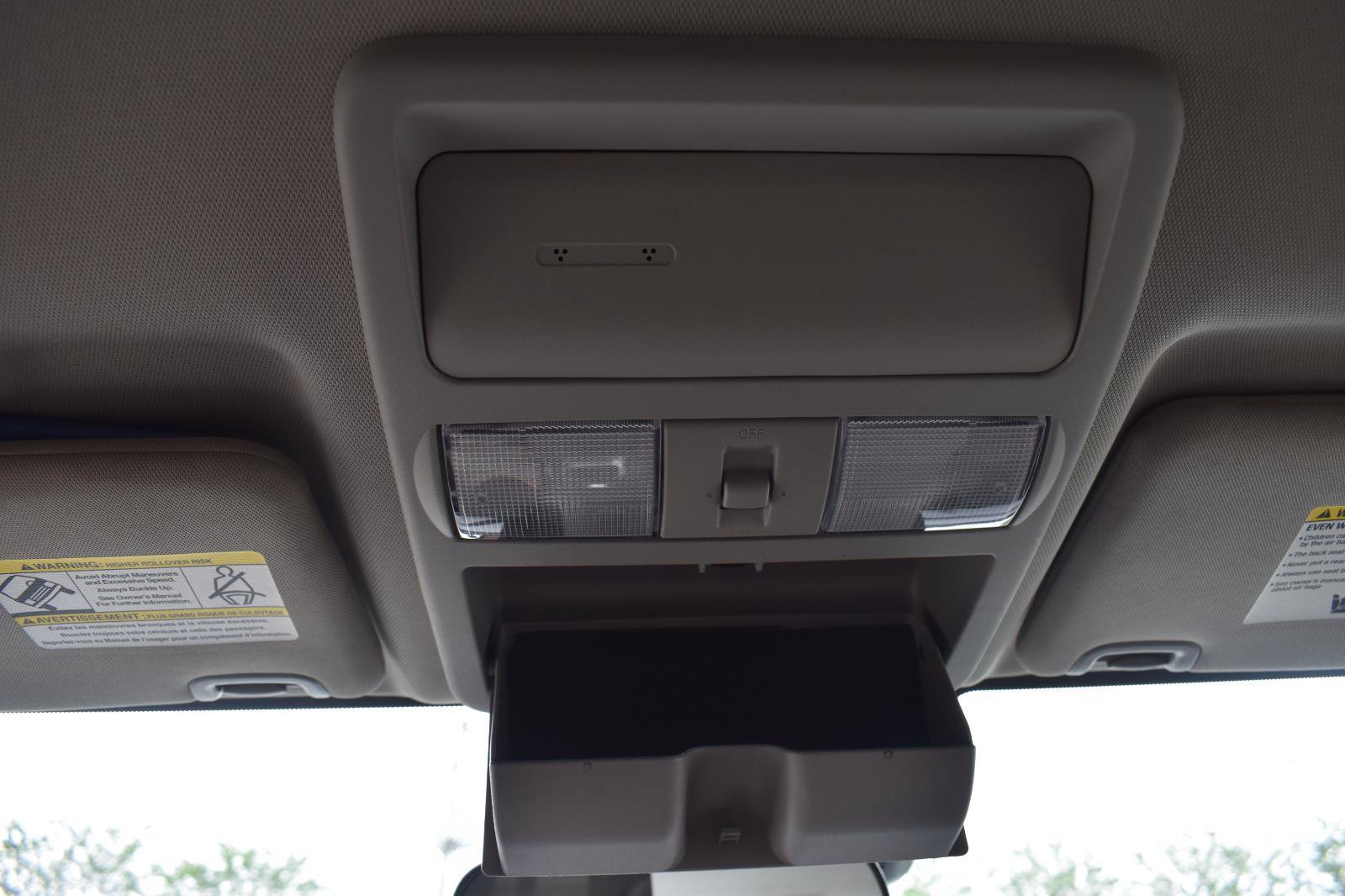 Used 2024 Nissan Frontier SV w/ SV Convenience Package RWD image 42